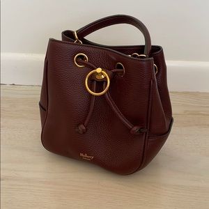 MULBERRY - oxblood bucket bag